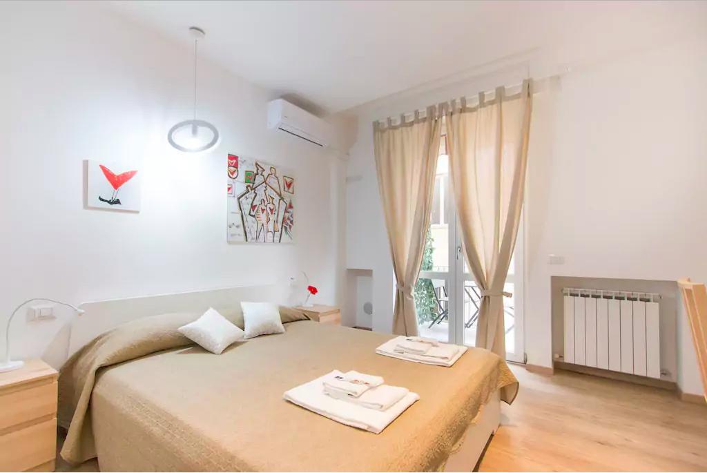 Via Colombo Holiday Rooms La Spezia Room photo