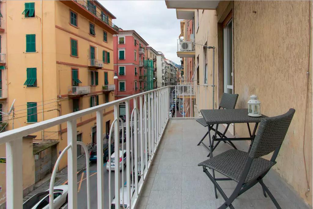 Via Colombo Holiday Rooms La Spezia Exterior photo