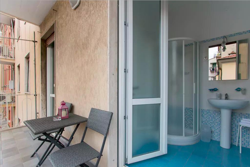 Via Colombo Holiday Rooms La Spezia Exterior photo