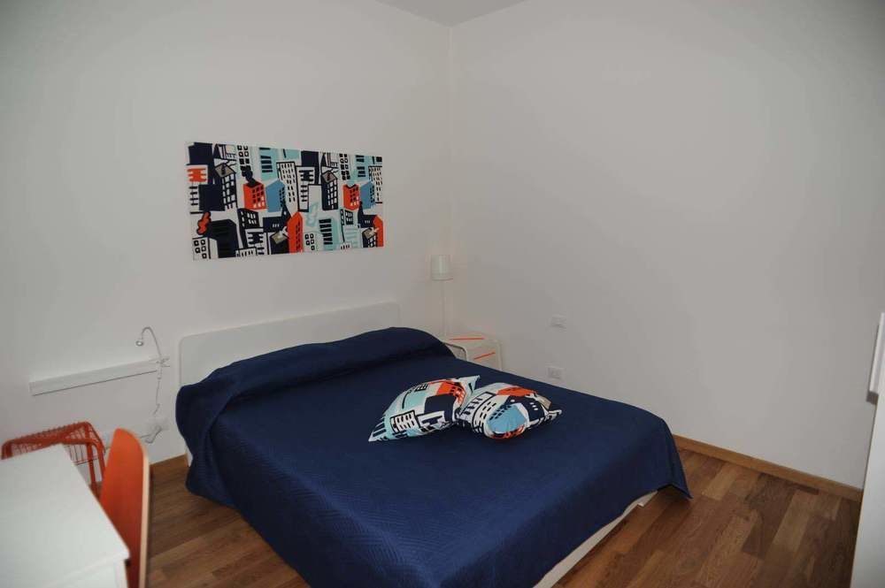 Via Colombo Holiday Rooms La Spezia Exterior photo