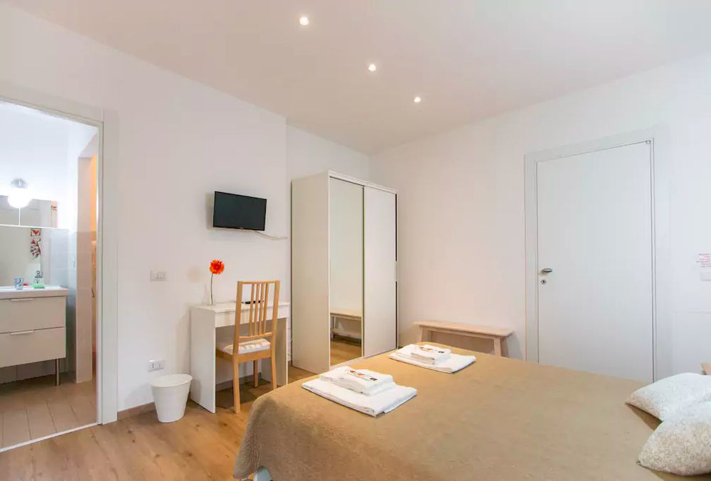Via Colombo Holiday Rooms La Spezia Exterior photo